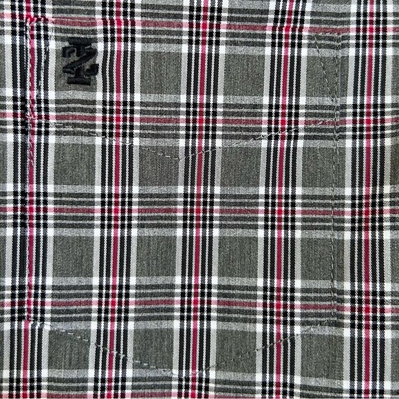 Boys IZOD Printed Long Sleeve Stretch Button Up Shirt - Picture 3 of 7